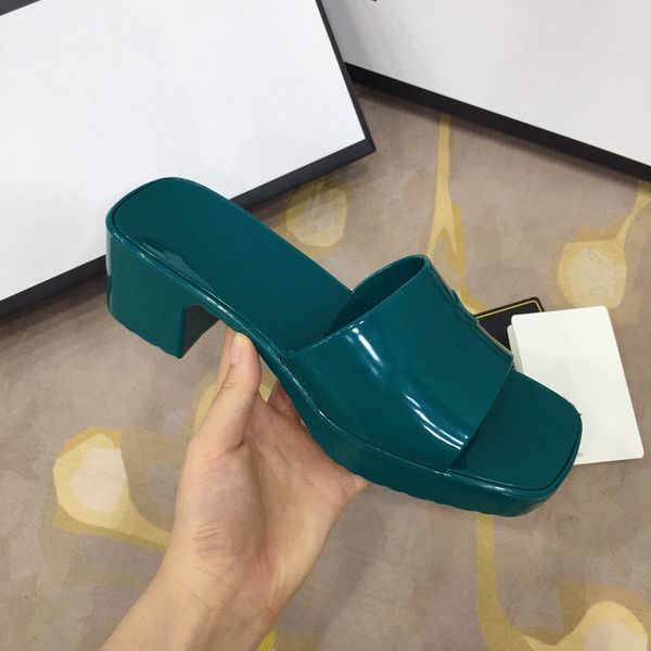 sandals 2021 women beach thick bottom high heels rubber slide sandal platform slipper summer embossed alphabet rubbers sell well jelly, Black
sandals 2021 women beach thick bottom high heels rubber slide sandal platform slipper summer embossed alphabet rubbers sell well jelly, Black