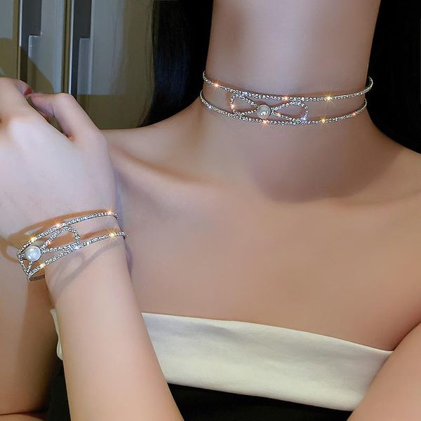 earrings & necklace shining full rhinestone jewelry set luxury crystal bangles choker 2021 trendy party, Silver
earrings & necklace shining full rhinestone jewelry set luxury crystal bangles choker 2021 trendy party, Silver