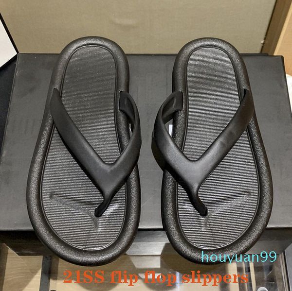 2021 women slide black white 21ss flip flop slippers all-match the comfortable fashion non-slip indoor shoes size us 36-41
2021 women slide black white 21ss flip flop slippers all-match the comfortable fashion non-slip indoor shoes size us 36-41