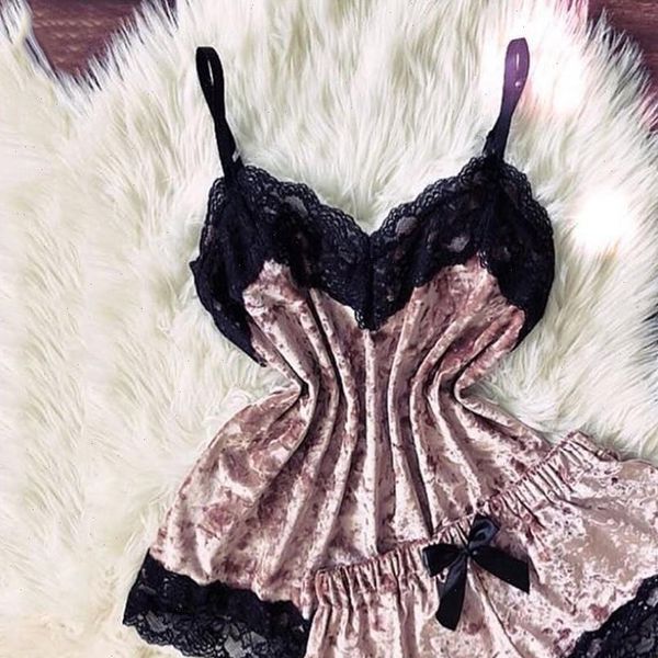 sleep wear lingerie camisole womens sleepwears bow shorts v neck velvet pajamas sleepwear, Black;red
sleep wear lingerie camisole womens sleepwears bow shorts v neck velvet pajamas sleepwear, Black;red