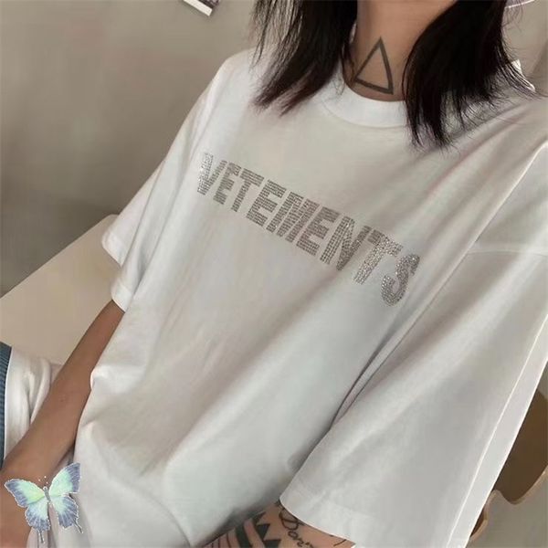 vetements t-shirt drilling diamond men women t shirt big design causal summer dress 210420, White;black
vetements t-shirt drilling diamond men women t shirt big design causal summer dress 210420, White;black