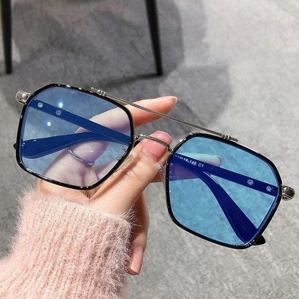 sunglasses intelligent color-changing myopic glasses men's anti blue-ray radiation goggles women's fashion sun -2.00 -3.00, White;black
sunglasses intelligent color-changing myopic glasses men's anti blue-ray radiation goggles women's fashion sun -2.00 -3.00, White;black