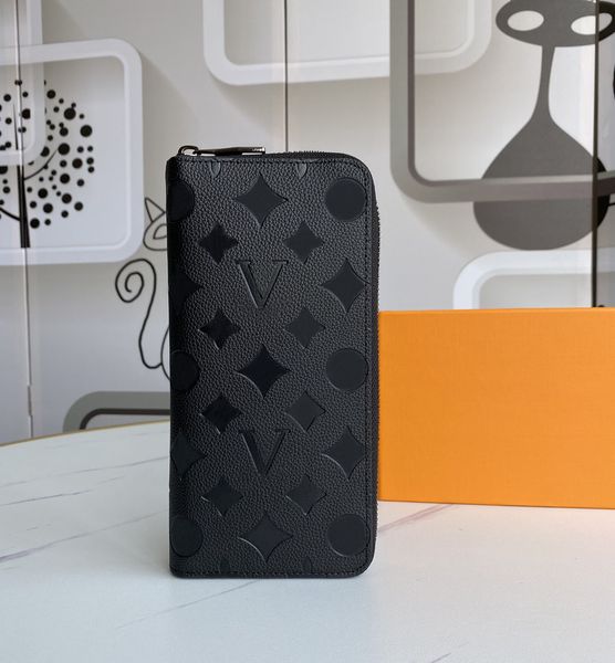 2021 fashion flowers designer zipper wallets luxurys men women leather bags classic letters coin purse original box checkered card holder m6, Red;black
2021 fashion flowers designer zipper wallets luxurys men women leather bags classic letters coin purse original box checkered card holder m6, Red;black