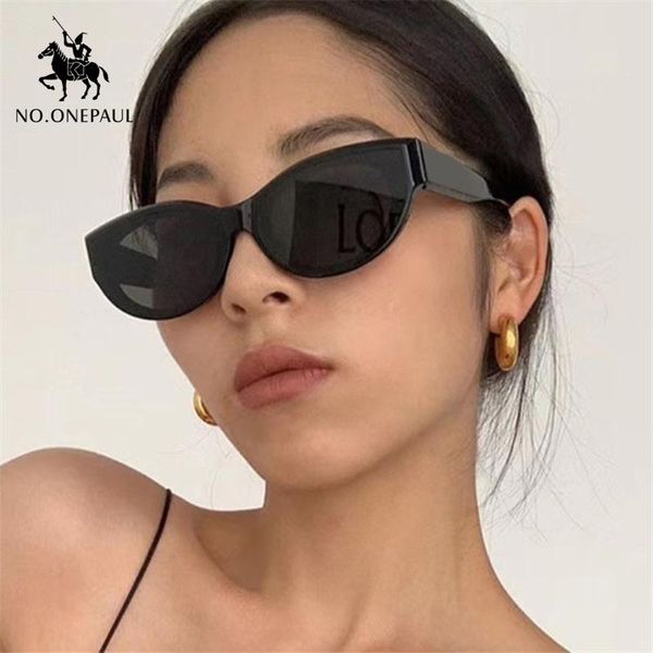 sunglasses the retro oval frame personality catwalk small glasses men's/women's universal uv400 eyewear, White;black
sunglasses the retro oval frame personality catwalk small glasses men's/women's universal uv400 eyewear, White;black