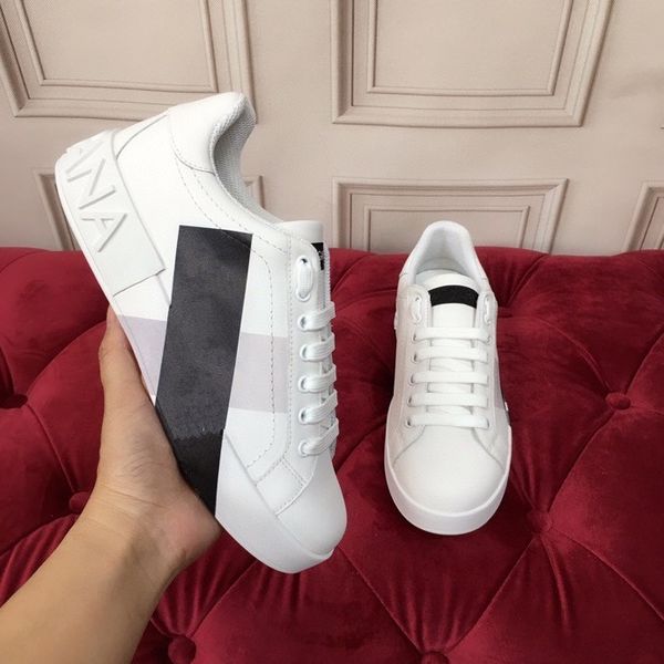 dg 2021 fashion red suede leather casual shoes high cut sport sueded spikes flats bottoms women men sneakers party lovers, Red;white
dg 2021 fashion red suede leather casual shoes high cut sport sueded spikes flats bottoms women men sneakers party lovers, Red;white