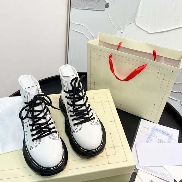 classics fashion and exquisite women boots ankle high heels and genuine leather outdoors fashion boots cowboy booties shoe10 115-5, Black
classics fashion and exquisite women boots ankle high heels and genuine leather outdoors fashion boots cowboy booties shoe10 115-5, Black