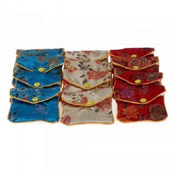 2021 wholesale 36pcs mix colors 8*6.5cm jewelry silk purse pouch gift bag,chrismas easter halloween new year wedding birthday party gift bag, White
2021 wholesale 36pcs mix colors 8*6.5cm jewelry silk purse pouch gift bag,chrismas easter halloween new year wedding birthday party gift bag, White