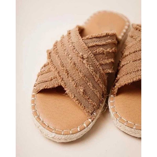 ladies sandals bohemian flat flip flops slippers females fashion round toe slides women open outdoor comfortable shoes, Black
ladies sandals bohemian flat flip flops slippers females fashion round toe slides women open outdoor comfortable shoes, Black