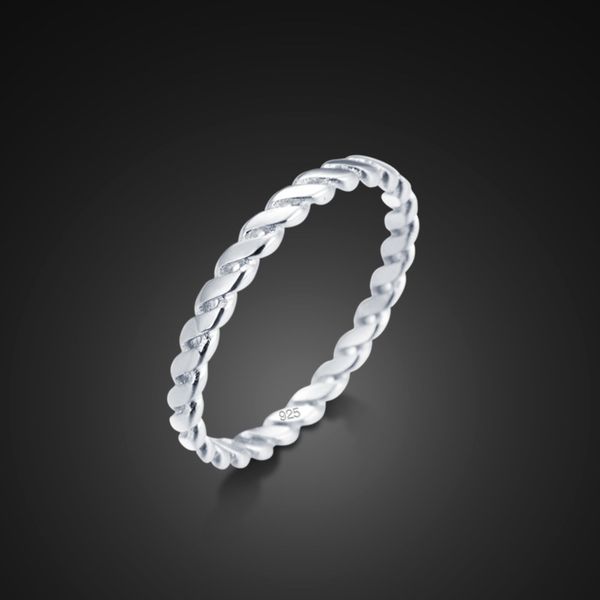 new s925 silver ring, women's twist pattern, personality and fashion, hand decoration, simple geometric ring, Black
new s925 silver ring, women's twist pattern, personality and fashion, hand decoration, simple geometric ring, Black