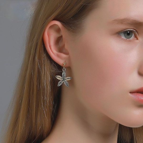 dangle & chandelier simple women earrings gold flower drop fashion jewelry ship for 2021 clip on, Silver
dangle & chandelier simple women earrings gold flower drop fashion jewelry ship for 2021 clip on, Silver