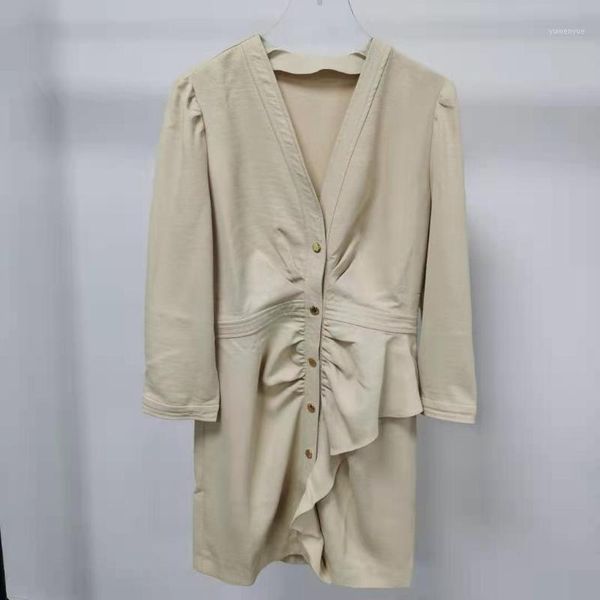 method of single spring/summer 2021 placket folded metal buckles adornment v-neck 7 minutes sleeve dress, Black;gray
method of single spring/summer 2021 placket folded metal buckles adornment v-neck 7 minutes sleeve dress, Black;gray