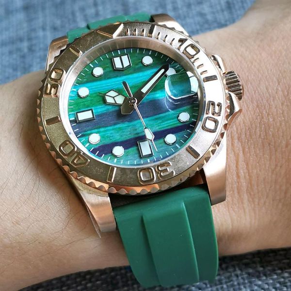 wristwatches 40mm arrival 24 jewels nh35a automatic men watch sapphire glass rubber band rose gold plated rotating bezel, Slivery;brown
wristwatches 40mm arrival 24 jewels nh35a automatic men watch sapphire glass rubber band rose gold plated rotating bezel, Slivery;brown