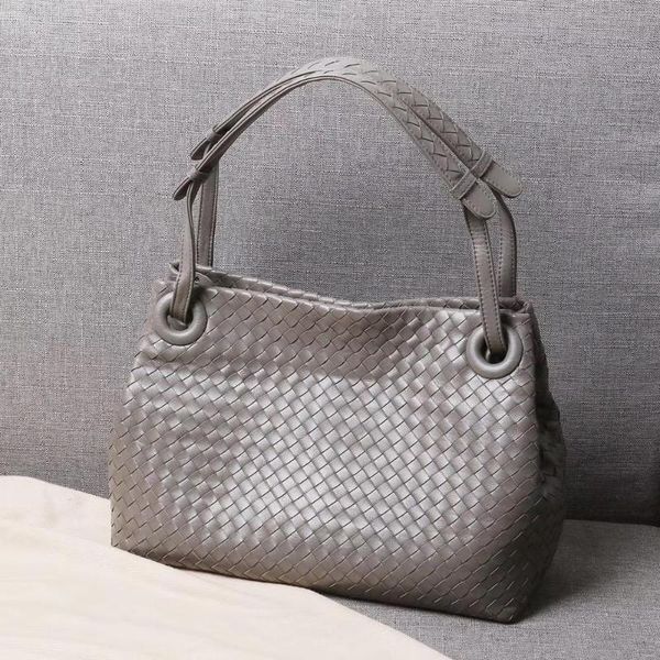 evening bags genuine leather handbags women manual weave single shoulder bag large volume package high-quality inner zipper trap totes
evening bags genuine leather handbags women manual weave single shoulder bag large volume package high-quality inner zipper trap totes