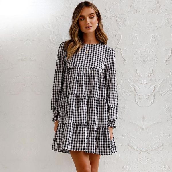casual dresses 2021 autumn long sleeve o neck vintage women plaid dress female sweet fashion party woman, Black;gray
casual dresses 2021 autumn long sleeve o neck vintage women plaid dress female sweet fashion party woman, Black;gray
