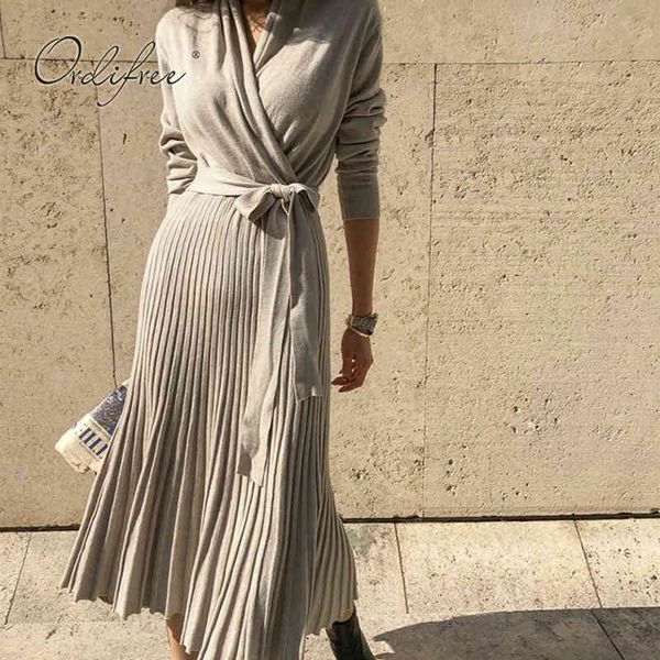 autumn winter women knitted pleated belted sleeve vintage ladies long sweater dress 210415, Black;gray
autumn winter women knitted pleated belted sleeve vintage ladies long sweater dress 210415, Black;gray