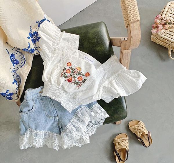 retail 2021 baby girls summer fashion sets, white embroidery jean lace shorts 2-6t clothing sets
retail 2021 baby girls summer fashion sets, white embroidery jean lace shorts 2-6t clothing sets