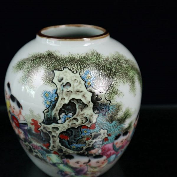 chinese old porcelain pastel jar with painted baby picture jar pattern storage tank, Brown
chinese old porcelain pastel jar with painted baby picture jar pattern storage tank, Brown