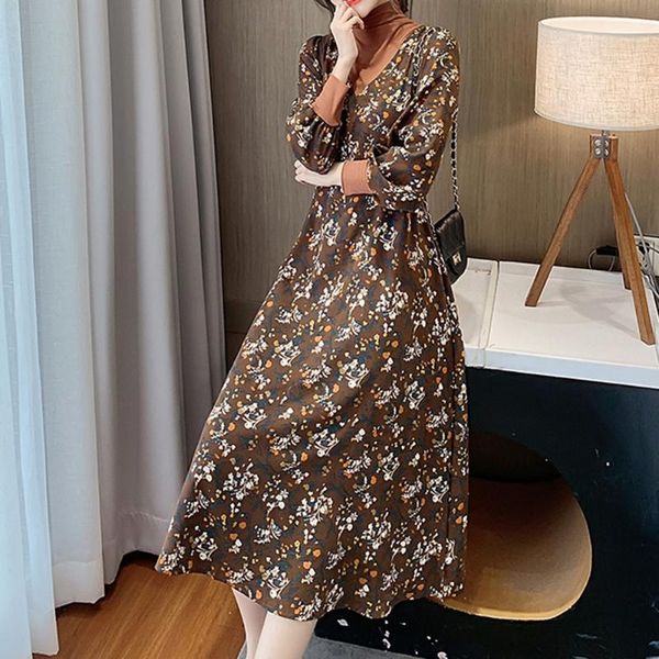 casual dresses korean version japanese dress autumn winter plus cashmere keep warm lightly cooked floral stitching long sleeve high neck, Black;gray
casual dresses korean version japanese dress autumn winter plus cashmere keep warm lightly cooked floral stitching long sleeve high neck, Black;gray