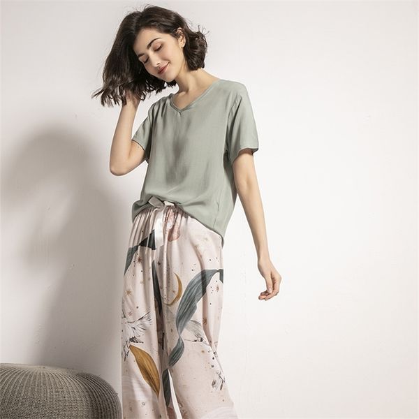 spring new women pajamas set comfort grey green loose pajamas set starry sky printed simple style homewear casual wear 210330, Black;red
spring new women pajamas set comfort grey green loose pajamas set starry sky printed simple style homewear casual wear 210330, Black;red