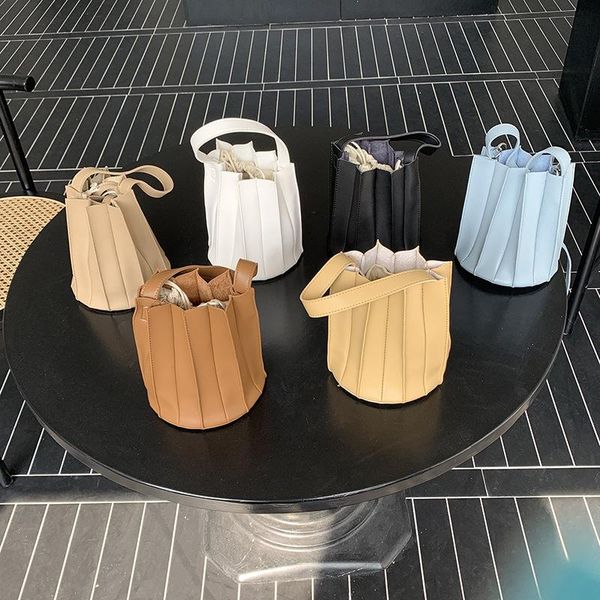 fashion ruched drawstring bucket bag women shoulder designer folds handbags pu leather pleated crossbody bags for 2021
fashion ruched drawstring bucket bag women shoulder designer folds handbags pu leather pleated crossbody bags for 2021