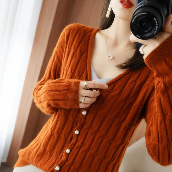 women's knits & tees 2021 autumn and winter cashmere sweater woman v-neck cardigan casual twist knit 100% pure wool female jacket kwar, White
women's knits & tees 2021 autumn and winter cashmere sweater woman v-neck cardigan casual twist knit 100% pure wool female jacket kwar, White