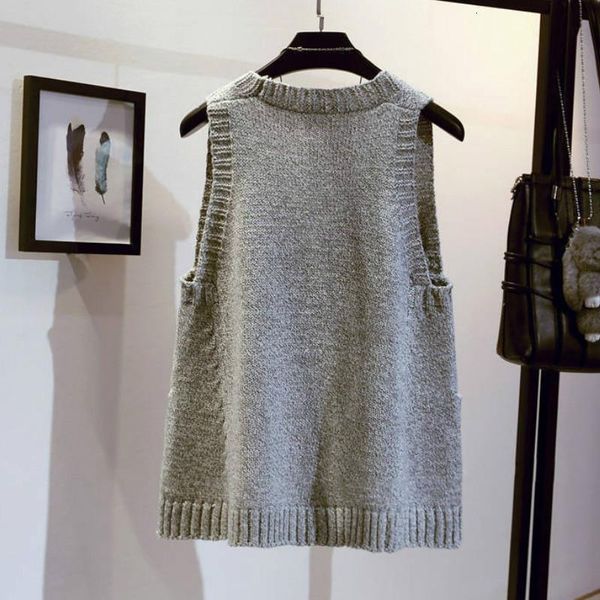women's vests knitted vest women solid simple pocket all-match v-neck sleeveless sweaters female korean-style leisure trendy spring loo, Black;white
women's vests knitted vest women solid simple pocket all-match v-neck sleeveless sweaters female korean-style leisure trendy spring loo, Black;white
