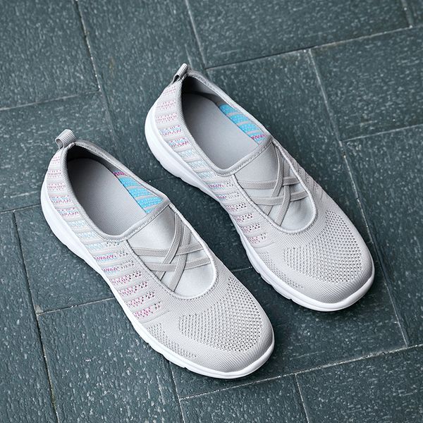 wholesale 2021 for mens women sport mesh running shoes fashion breathable sneakers black grey runners size 35-42 wy27-2063
wholesale 2021 for mens women sport mesh running shoes fashion breathable sneakers black grey runners size 35-42 wy27-2063