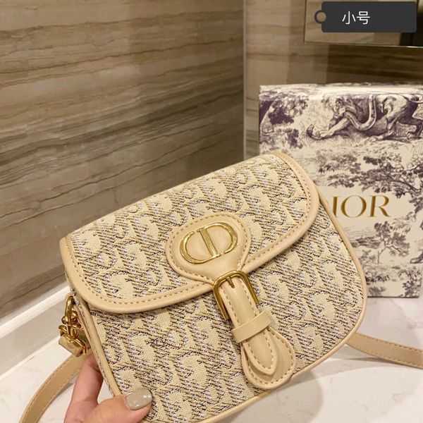 angelababy same women's bag retro embroidery printing messenger saddle bag fashion shoulder small square hand zly bags zly n0nv
angelababy same women's bag retro embroidery printing messenger saddle bag fashion shoulder small square hand zly bags zly n0nv
