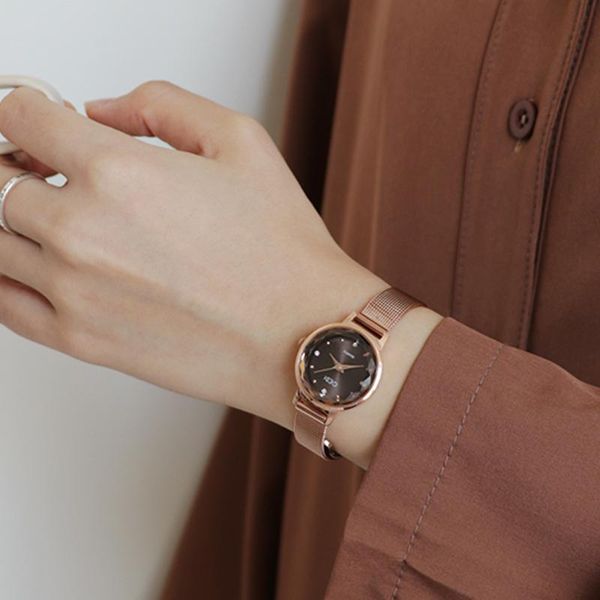 wristwatches classic ladies quartz watch waterproof pu leather niche design retro art simple trend fashion jewelry, Slivery;brown
wristwatches classic ladies quartz watch waterproof pu leather niche design retro art simple trend fashion jewelry, Slivery;brown