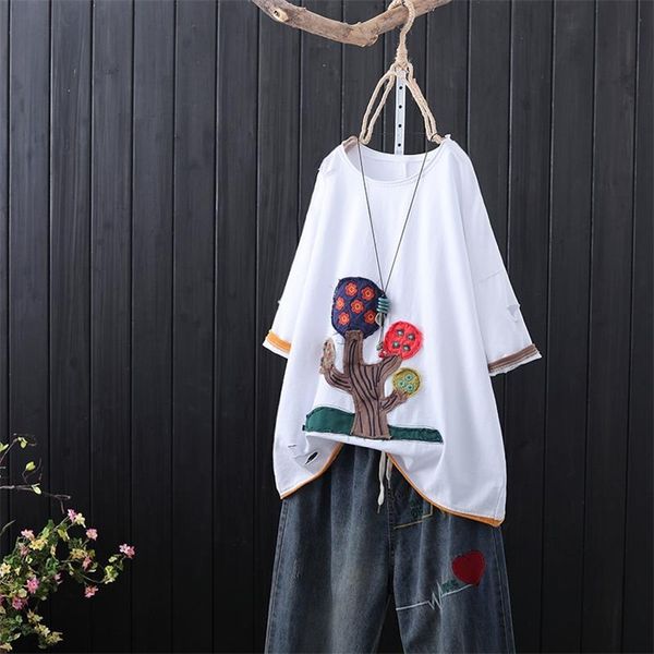 summer arts style women short sleeve o-neck cotton tshirt patchwork embroidery hole loose tee shirt femme s750 210512, White 
summer arts style women short sleeve o-neck cotton tshirt patchwork embroidery hole loose tee shirt femme s750 210512, White