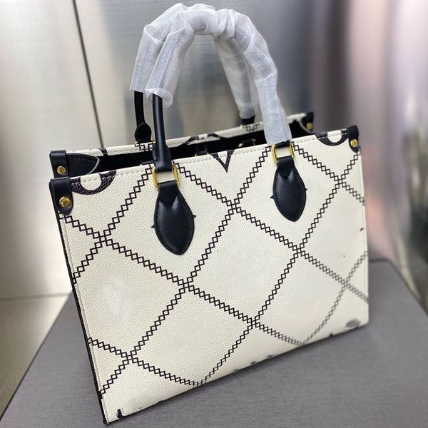 luxury designers old flower genuine leather totes bags france brand classic summer series printing crossbody bag large capacity shopping han
luxury designers old flower genuine leather totes bags france brand classic summer series printing crossbody bag large capacity shopping han