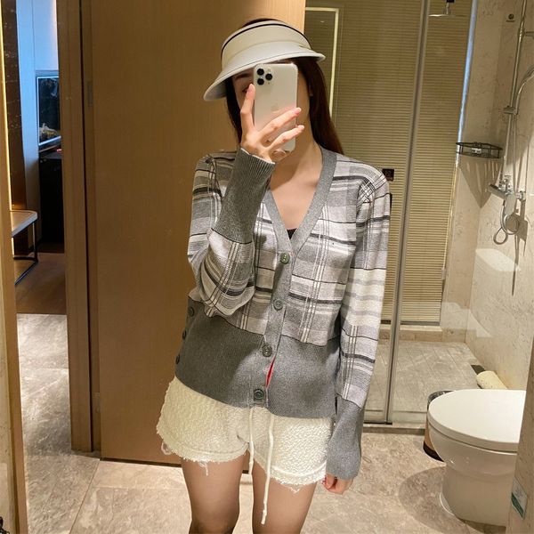 early new 2021 early autumn college aging british style color matching cardigan sweater women's top, White
early new 2021 early autumn college aging british style color matching cardigan sweater women's top, White