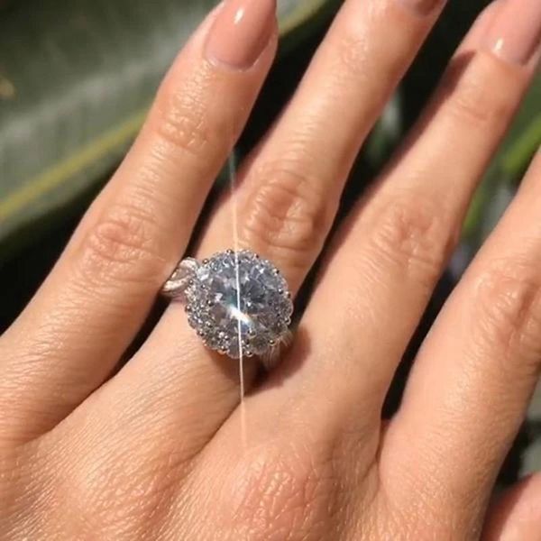 wedding rings modyle classic design round shaped women with brilliant crystal cz female engagement band ring 2021 jewelry, Slivery;golden
wedding rings modyle classic design round shaped women with brilliant crystal cz female engagement band ring 2021 jewelry, Slivery;golden