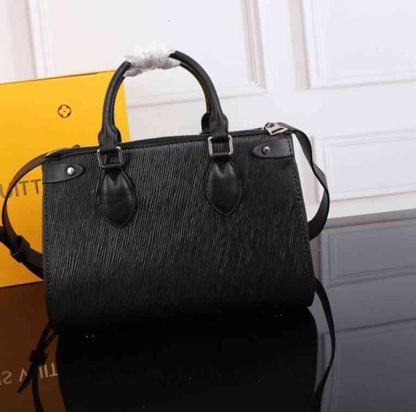 m53031 city steamer large handbag women handbags bags handles shoulder bags totes evening cross body b 67zq, Black;red
m53031 city steamer large handbag women handbags bags handles shoulder bags totes evening cross body b 67zq, Black;red