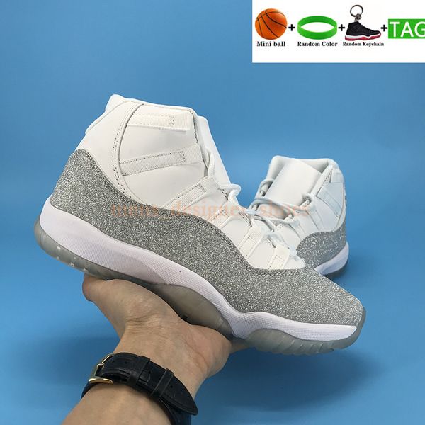 newset 11 11s 25th anniversary basketball shoes men women sneakers low legend blue white bred pantone cap and gown mens trainersktly
newset 11 11s 25th anniversary basketball shoes men women sneakers low legend blue white bred pantone cap and gown mens trainersktly