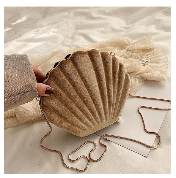 cross body women chain bag shell shape shoulder winter velour crossbody fashion handbag
cross body women chain bag shell shape shoulder winter velour crossbody fashion handbag