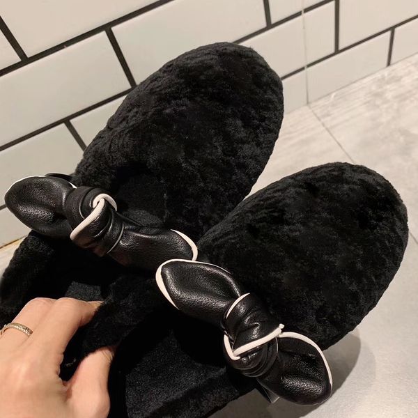 womens designer shearing slippers autumn winter fashion with bow wear resistant no slip black white size 35-40
womens designer shearing slippers autumn winter fashion with bow wear resistant no slip black white size 35-40