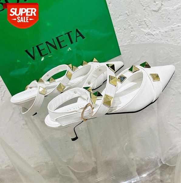 zi ling catwalk style european and american internet celebrity bloggers same rivet pointed toe low heel sandals #hc2l, Black
zi ling catwalk style european and american internet celebrity bloggers same rivet pointed toe low heel sandals #hc2l, Black