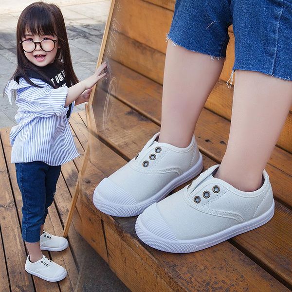 sneakers 2021 children's canvas shoes single baby toddler cotton soft bottom, Black;red
sneakers 2021 children's canvas shoes single baby toddler cotton soft bottom, Black;red