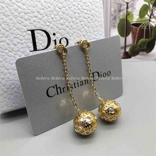 75%off outlet new hollow earrings family letter pearl chain long earrings eardrops 925 earpins, Golden
75%off outlet new hollow earrings family letter pearl chain long earrings eardrops 925 earpins, Golden