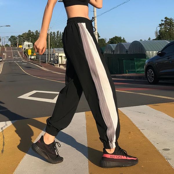 yoga outfits high waist squatproof side spliced fitness joggers pants loose oversize women stretchy running workout sport trousers, White;red
yoga outfits high waist squatproof side spliced fitness joggers pants loose oversize women stretchy running workout sport trousers, White;red