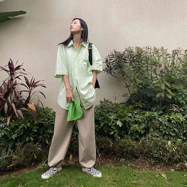 zhou yutong star's same avocado green short sleeve shirt fashion loose boyfriend style summer new medium length top, White;black
zhou yutong star's same avocado green short sleeve shirt fashion loose boyfriend style summer new medium length top, White;black
