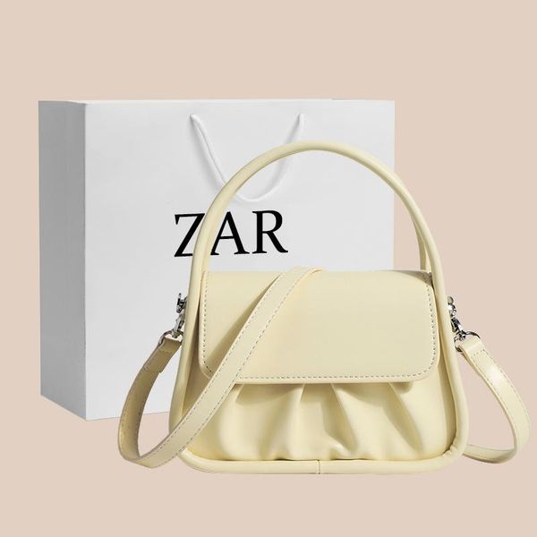 evening bags pleated women's bag 2021 fashion brand handbag simple three-dimensional candy color one shoulder messenger
evening bags pleated women's bag 2021 fashion brand handbag simple three-dimensional candy color one shoulder messenger