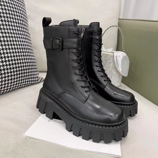 women's designer boots short luxury fashion heel height 5cm thick bottom round head size 35-40 chelsea martin factory shoes, Black
women's designer boots short luxury fashion heel height 5cm thick bottom round head size 35-40 chelsea martin factory shoes, Black
