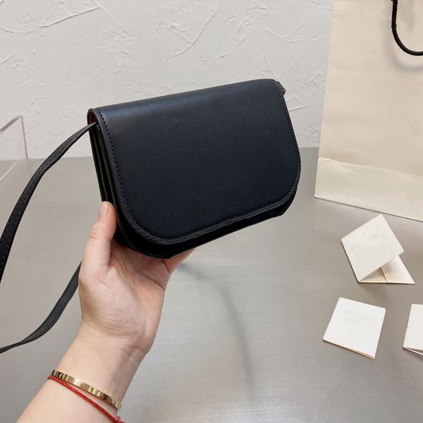 designer clutch bags cross body handbags shoulder bag luxury totes handbag high-quality leather fashion brand with original box size 19 12 c
designer clutch bags cross body handbags shoulder bag luxury totes handbag high-quality leather fashion brand with original box size 19 12 c