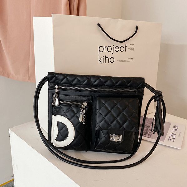 xiaoxiangfeng twin panda kangpeng lingge middle ancient multifunctional waist vintage single shoulder women's bag
xiaoxiangfeng twin panda kangpeng lingge middle ancient multifunctional waist vintage single shoulder women's bag