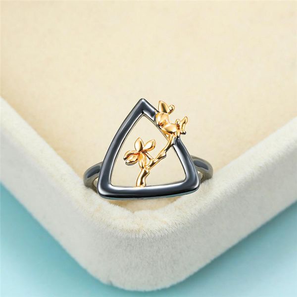 wedding rings dainty female triangle hollow thin ring vintage black gold geometric cute bridal flower engagement for women, Slivery;golden
wedding rings dainty female triangle hollow thin ring vintage black gold geometric cute bridal flower engagement for women, Slivery;golden