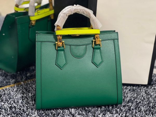 70% factory store ni song zuer's same high-grade leather diana bamboo single shoulder diagonal cross hand tote bag fashion
70% factory store ni song zuer's same high-grade leather diana bamboo single shoulder diagonal cross hand tote bag fashion