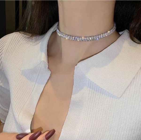 chokers 2021 korean fashion jewelry shiny copper inlaid with zircon luxury necklace chain women's party jewelr, Golden;silver
chokers 2021 korean fashion jewelry shiny copper inlaid with zircon luxury necklace chain women's party jewelr, Golden;silver
