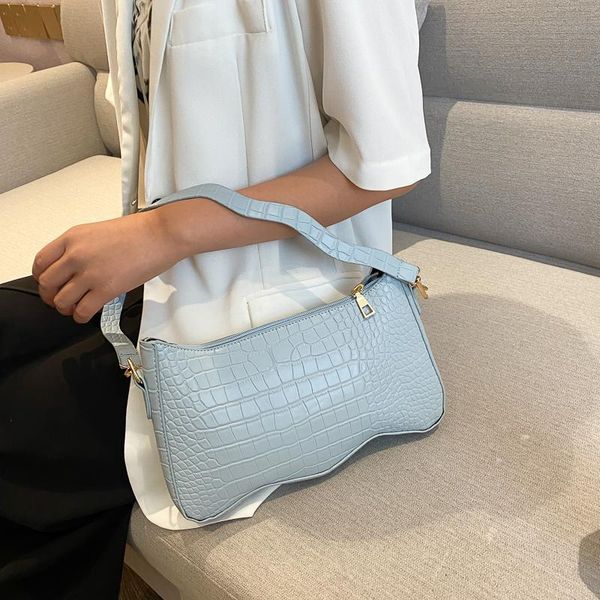 fashion alligator women shoulder bags designer handbags luxury crocodile messenger bag lady baguettes female small purses 2021
fashion alligator women shoulder bags designer handbags luxury crocodile messenger bag lady baguettes female small purses 2021